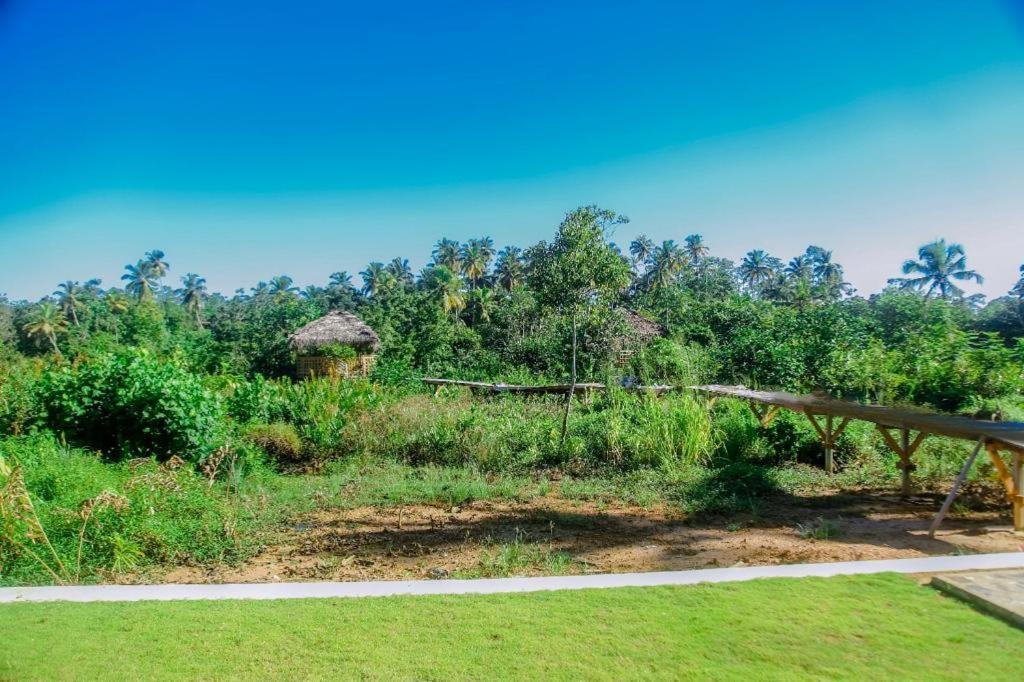 The Glade Aparthotel Weligama Exterior photo